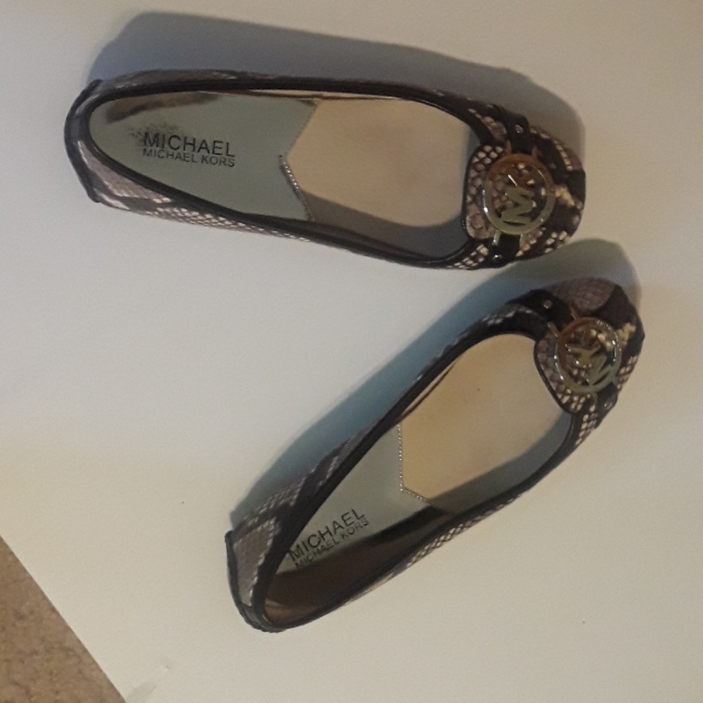 Michael Kors shoes/flats
